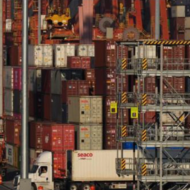 ¡Sin precedentes! ¡Casi 10.000 personas se declararon en huelga, dos ferrocarriles importantes dejaron de operar y las exportaciones de madera pueden 