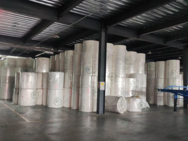 Uno de los papeles más populares --- Papel higiénico