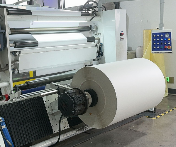 ¿Cómo se hace el papel? Una guía simple para profesionales de impresión y embalaje