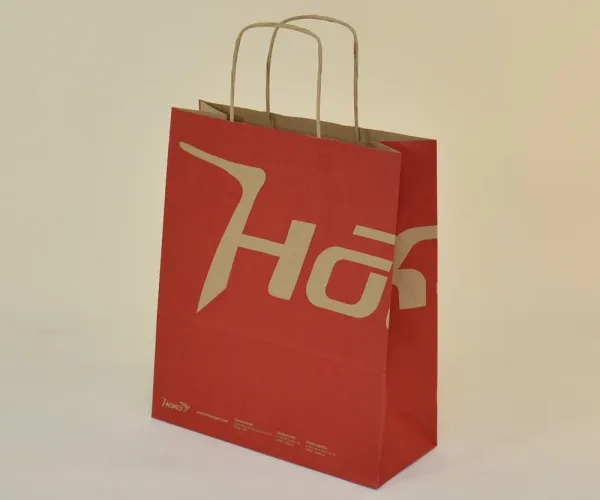 Usos de papel Kraft: desde el embalaje hasta aplicaciones creativas y ecológicas