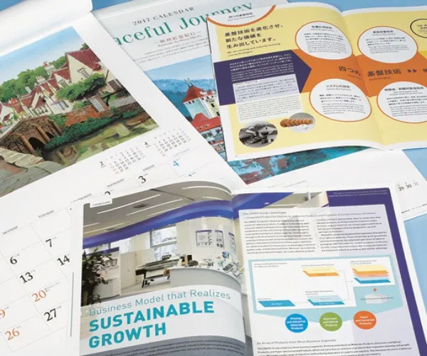 Cómo las propiedades del papel afectan la diferencia de color de impresión